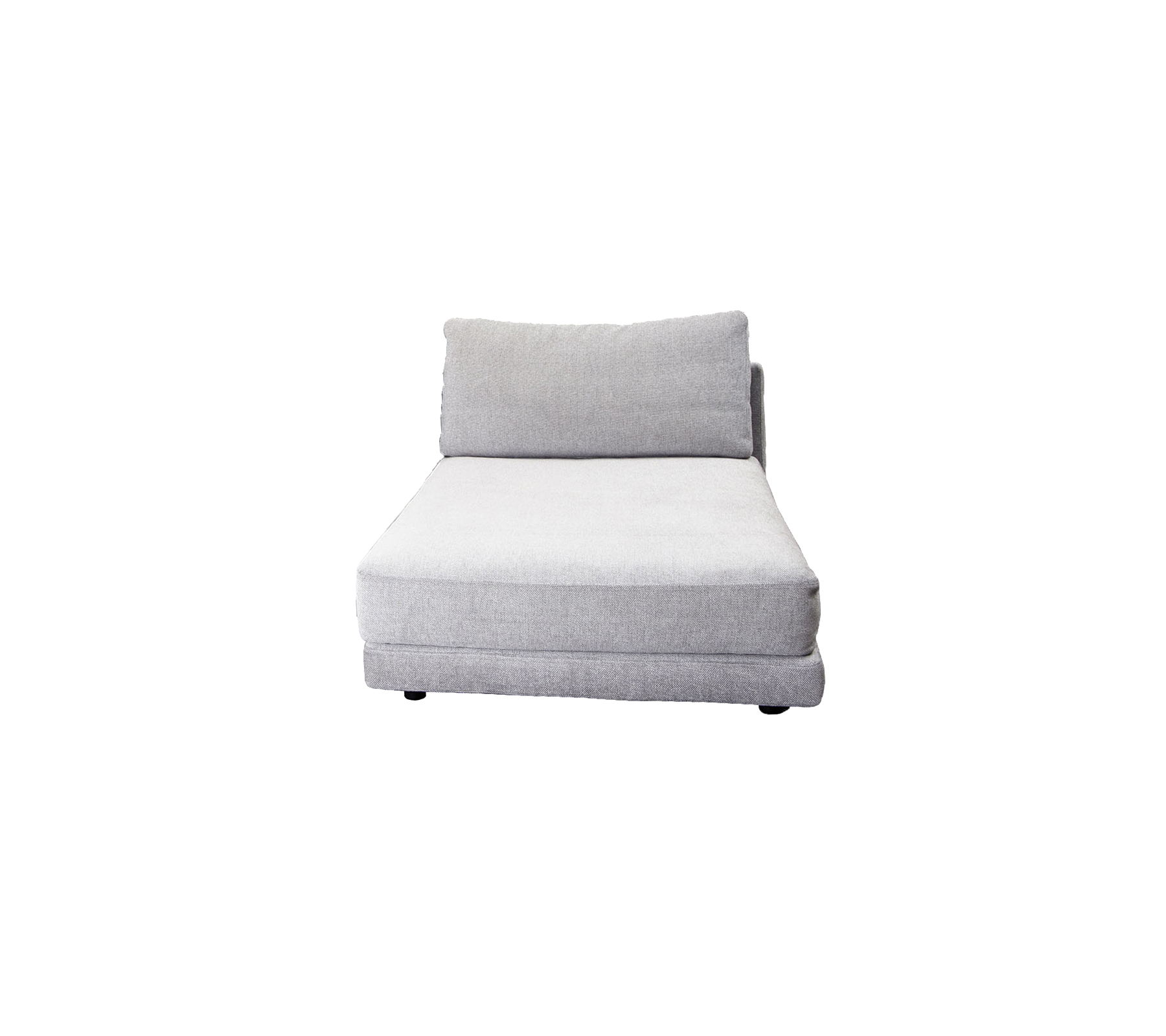 Ljusgrå chaiselong med minimalistisk design och en plyschryggstöd för extra komfort. Perfekt för avslappning och fritid.