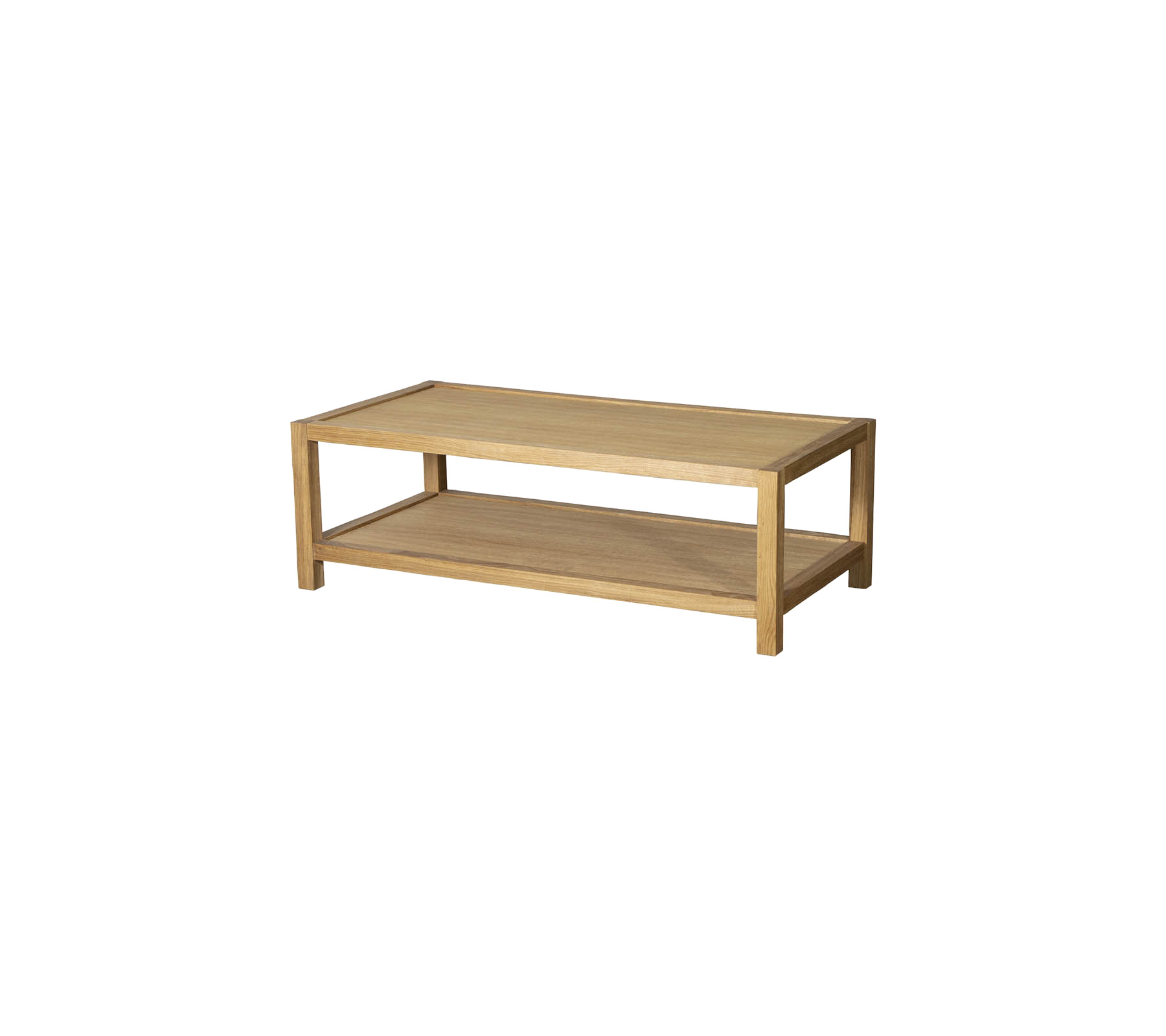 Träkaffebord med en underhylla för förvaring som visar en enkel och modern design. Passar till olika inredningsstilar.