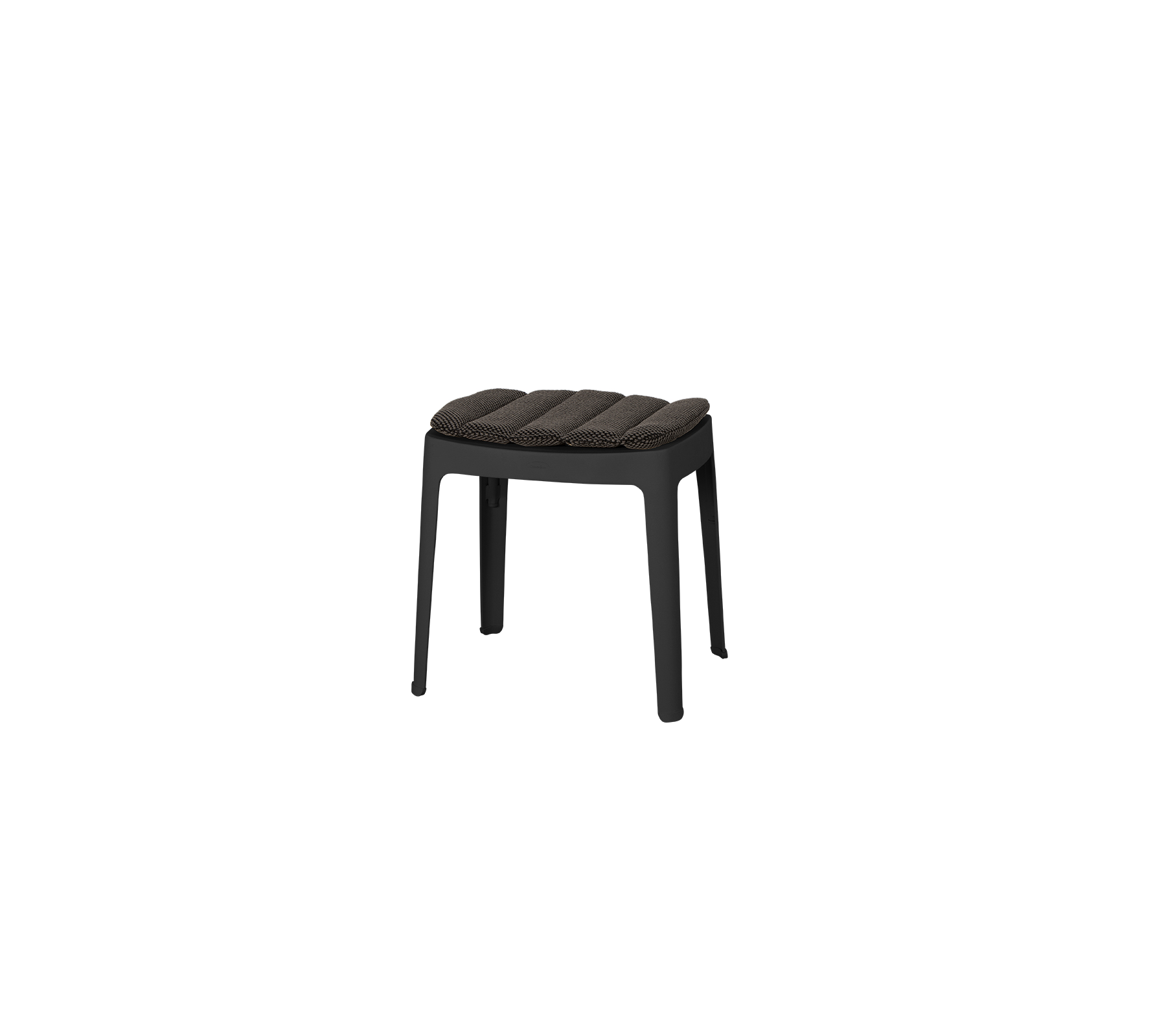 En elegant, minimalistisk pall med vadderad sits och robusta ben, perfekt för mångsidiga sittalternativ i olika miljöer.
