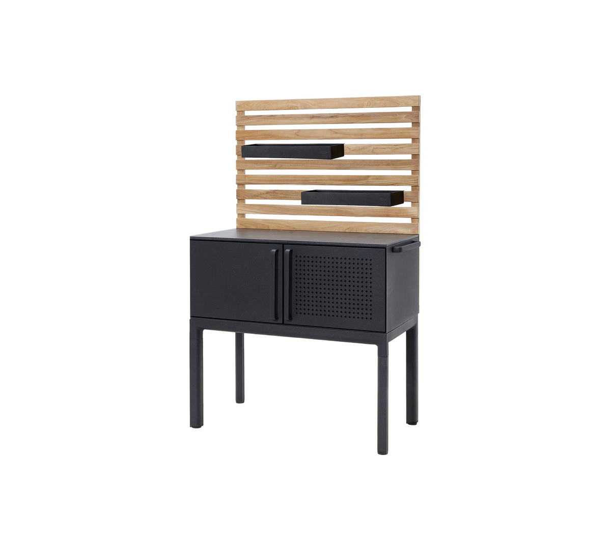 Stiligt skåp med en hylla av träpanel och en elegant svart bas med dörrar och perforerade detaljer för förvaring och visning.