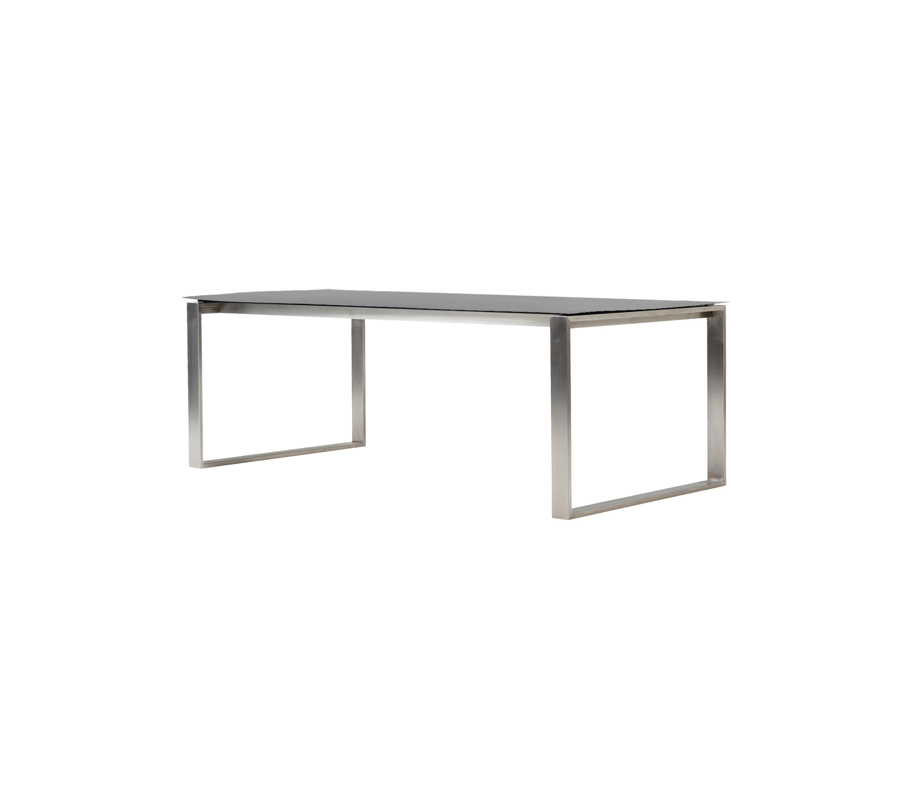 Snyggt, modernt bord med en slät yta och stabila metallben, perfekt för mat- eller arbetsarrangemang.