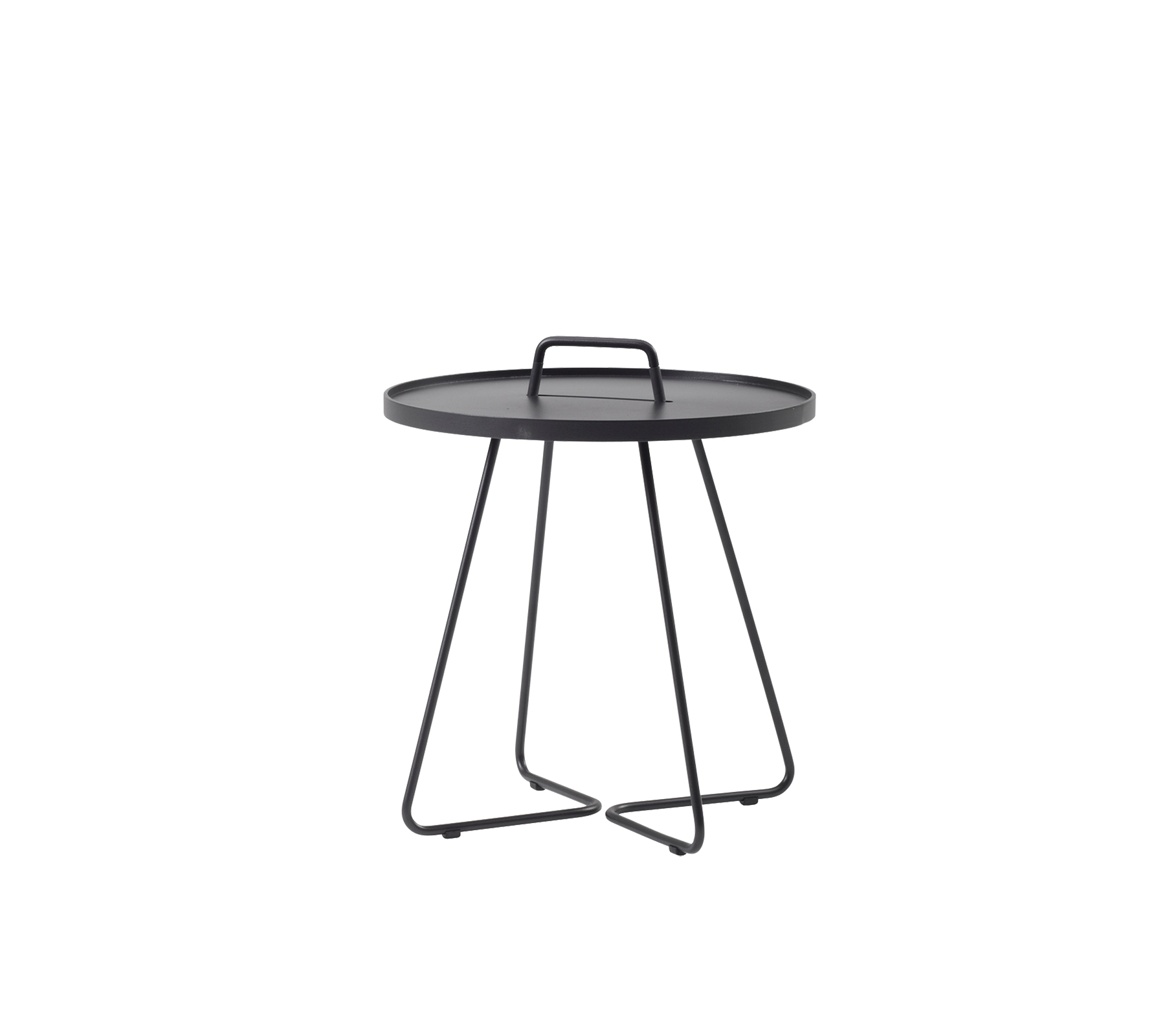 Svart runt bord med en brickliknande topp och en minimalistisk trådbas, designad för mångsidighet och stil.