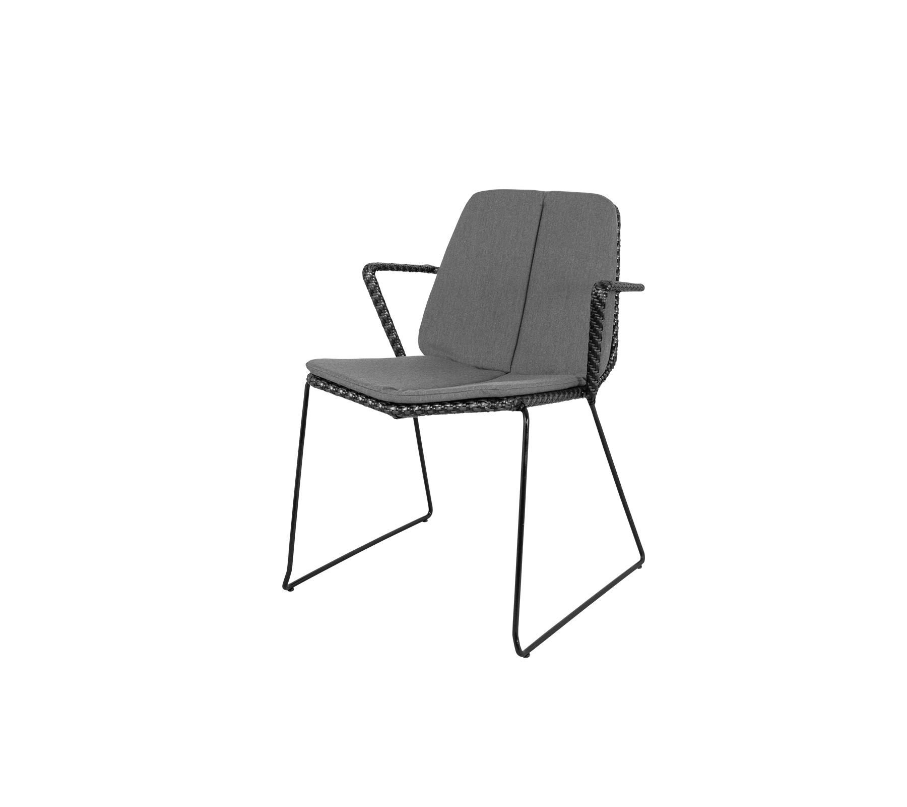 Stilig stol med en slank design, som har en bekväm sits och ryggstöd, stödd av en robust metallram.
