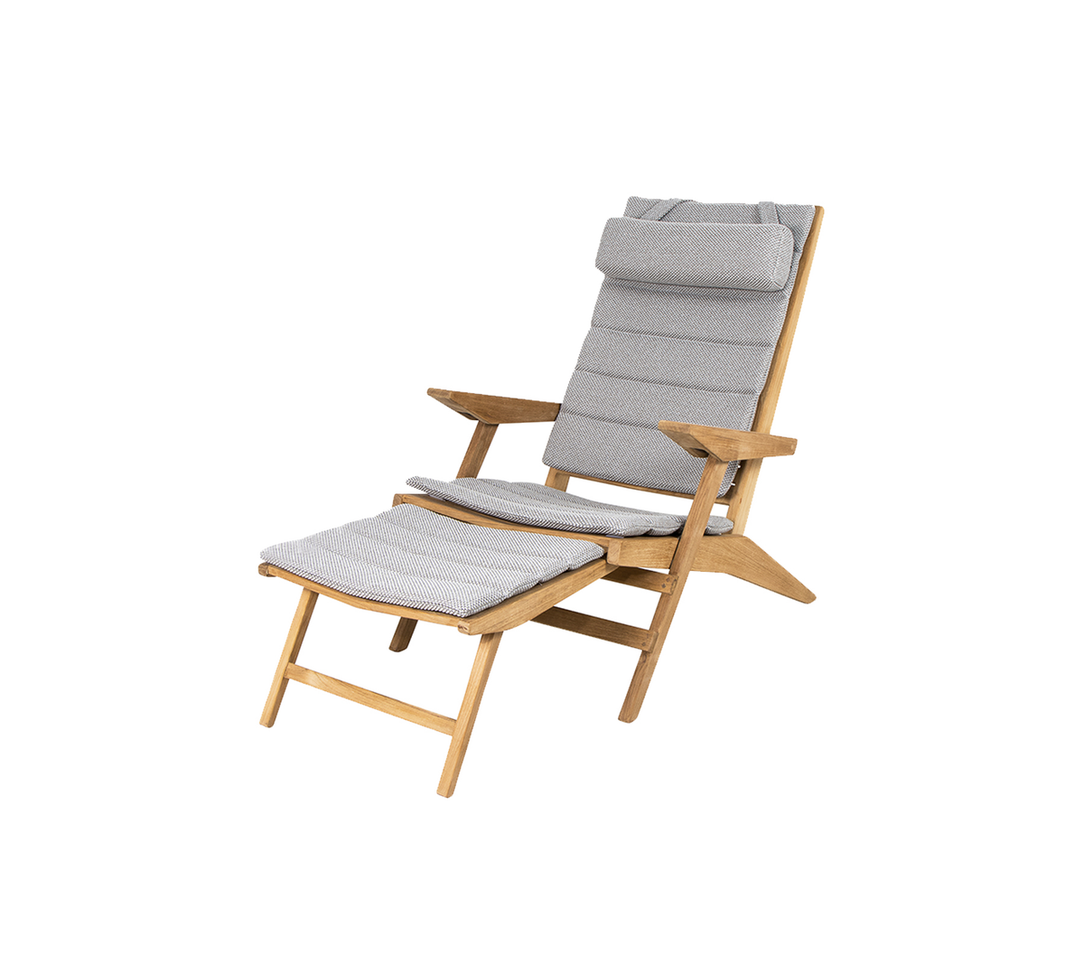 En bekväm trästol med en grå klädd sits och ryggstöd, som har en vippdesign och en matchande fotstöd.