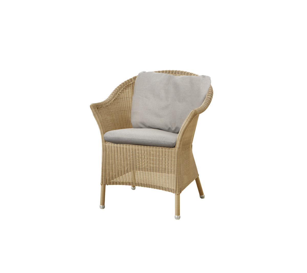 Vävd stol med ett bekvämt grått kudd, med en stilren och lätt design som är lämplig för avslappnat sittande.