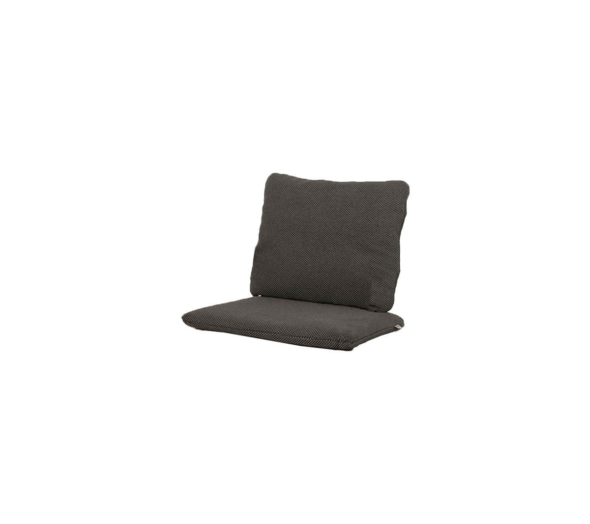 Grå klädd stol med hög rygg och tjockt säte, designad för komfort och avkoppling. Perfekt för avslappnat sittande.