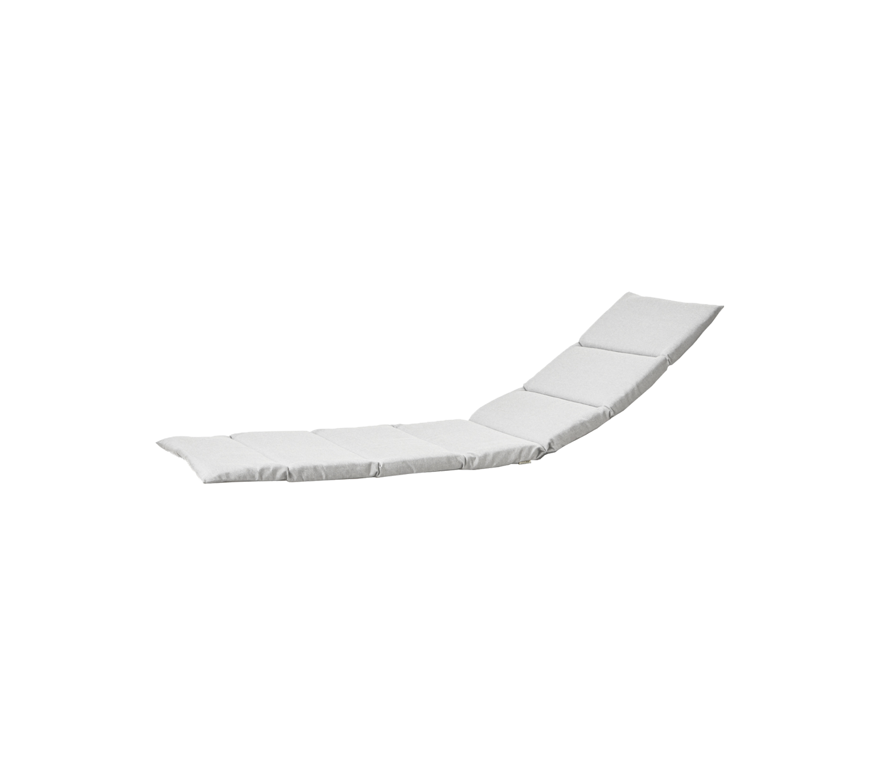 En slank, modern vit chaise lounge med en kurvad design och tre segmenterade kuddar för komfort.