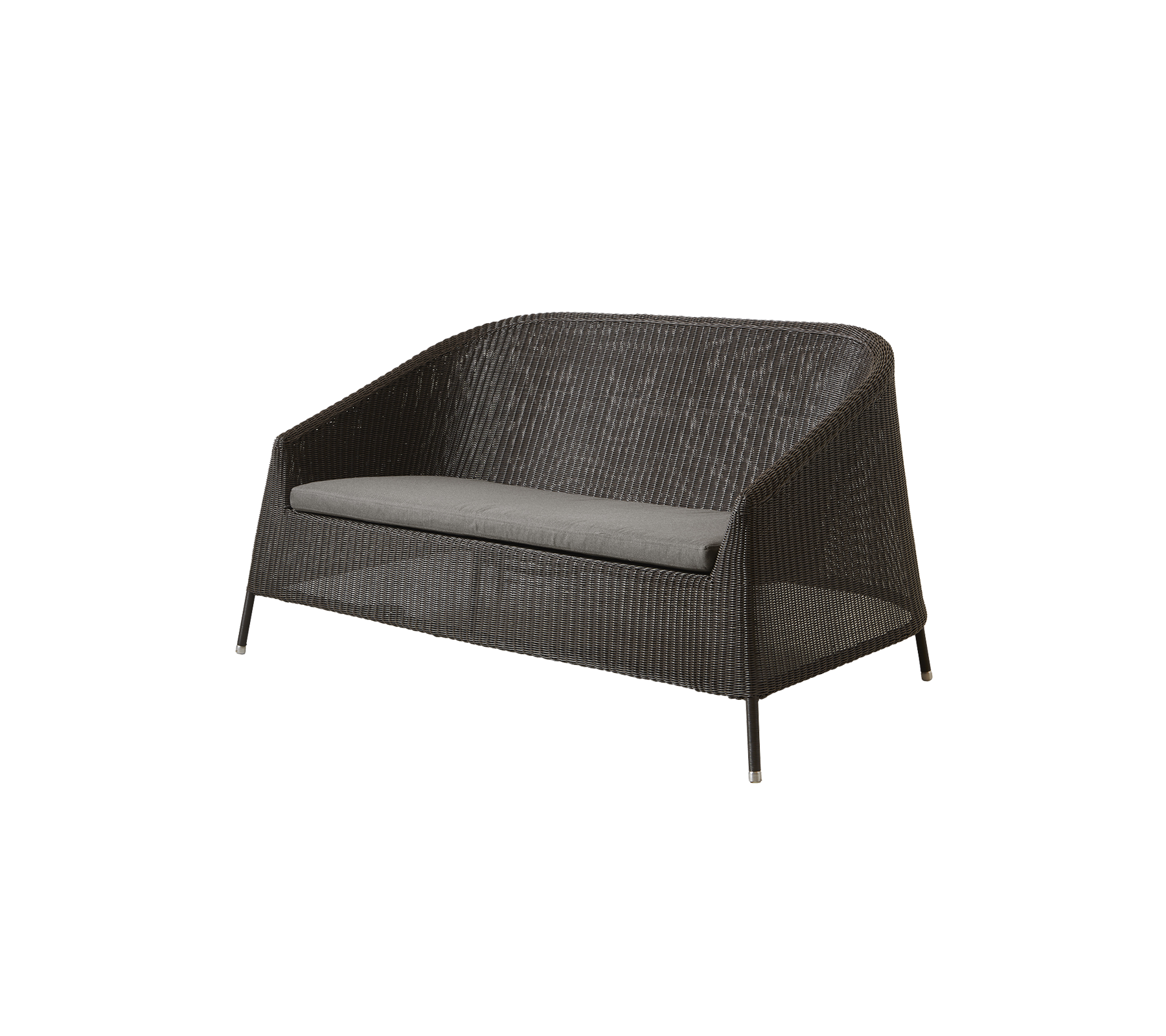 Stilfull tvåsitssoffa med en hållbar vävd design och ett grått kudd, perfekt för utomhusavkoppling och komfort.