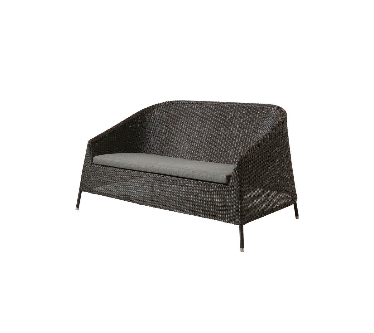 Stilfull tvåsitssoffa med en hållbar vävd design och ett grått kudd, perfekt för utomhusavkoppling och komfort.