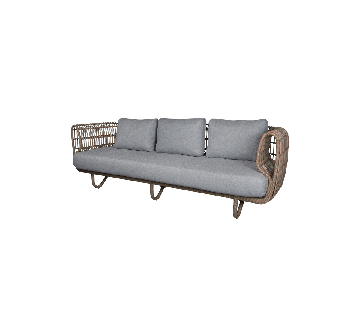 Modern soffa med grå kuddar i en stilren design.