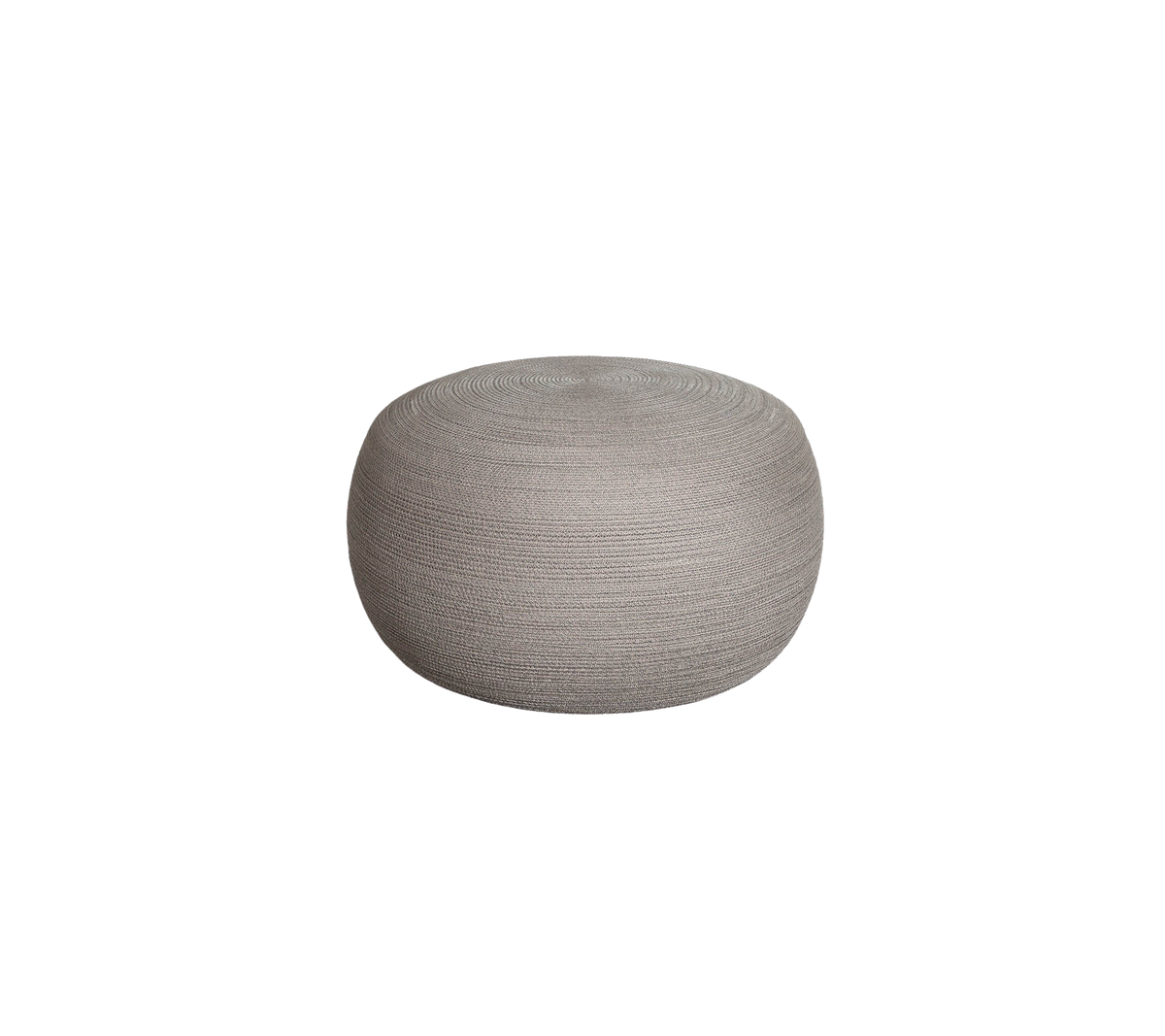 Rund, texturerad pouf i en mjuk grå färg, perfekt som accentstol eller som ett dekorativt inslag i olika utrymmen.