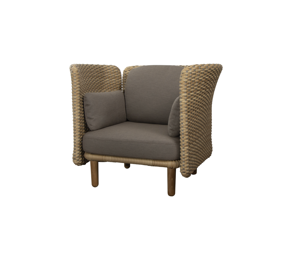 Stilfull fåtölj med vävda sidor och en plyschsittkudde, perfekt för komfort och modern designestetik.